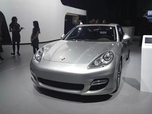 Porsche Panamera S 4.8dm3 benzyna 970 GB11 6